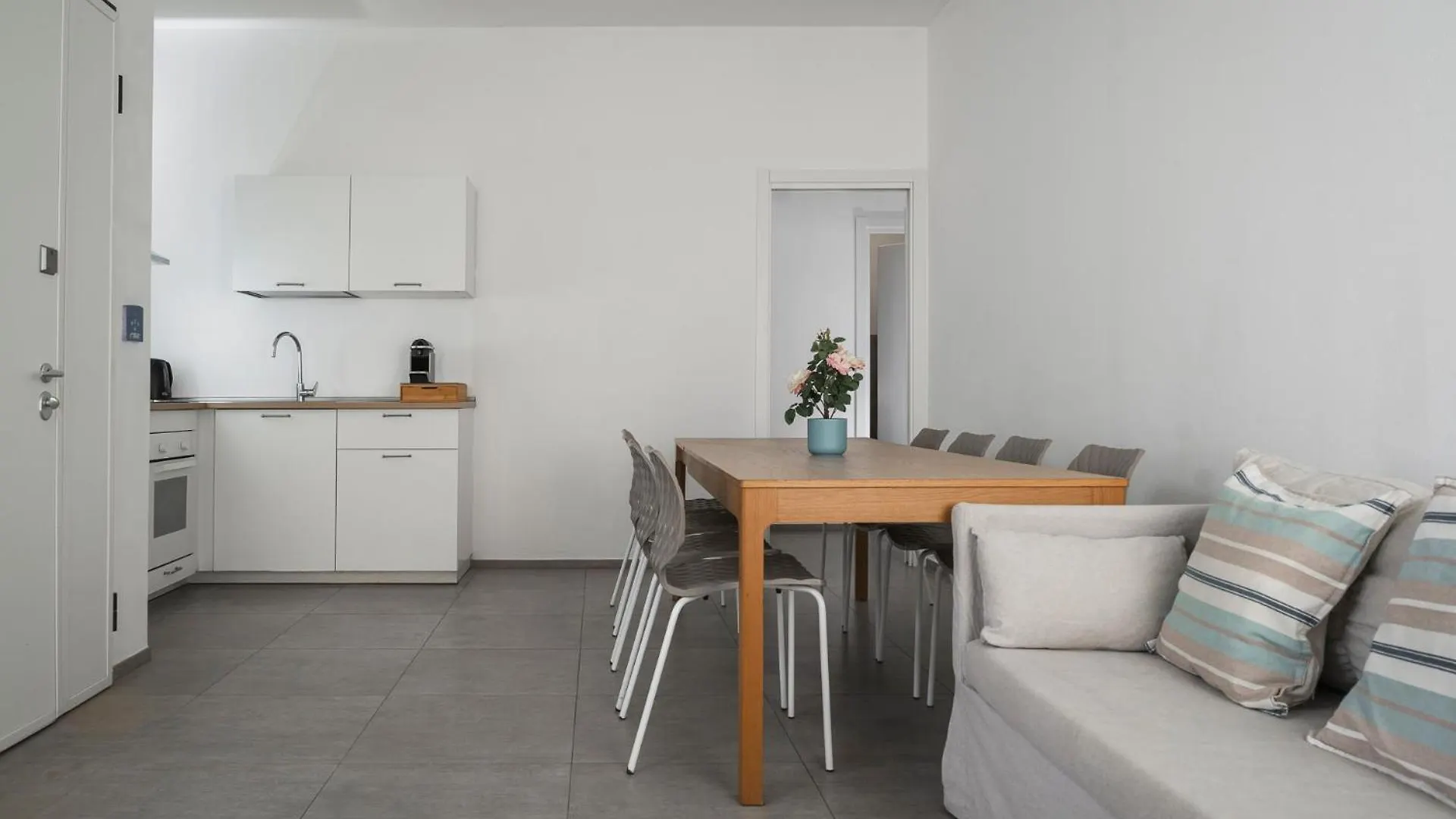 Rivabella Suite Apartments Rímini