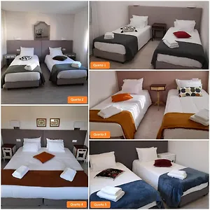 Hall 92 Quartos Com Wc Em Moradia Com Piscina A-das-lebres Alloggio in famiglia Loures